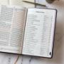 Picture of CSB Giant Print Reference Bible