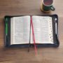 Picture of Bible Bag Trust In The Lord Blue Floral